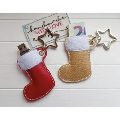 Anhänger Nikolausstiefel rot gold mit Stern veganes Kunstleder, Geldgeschenk Taschenbaumler Schlüsselanhänger USB