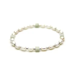 Armband (elastisch) in Weiß aus Süßwasserzuchtperlen sowie Amazonit-Würfelchen in Lindgrün, Brautschmuck #093 Amperl
