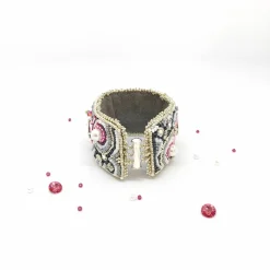 Armband handgestickt mit Kristallen und Glasperlen - Hochzeits-Schmuck