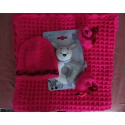 Baby Geschenkset - Babydecke mit Spielzeug