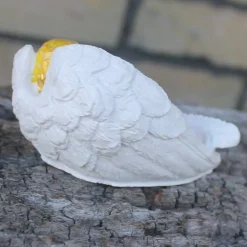 Baby Mädchen mit Teddy in Engelsflügel gebettet, handbemalt