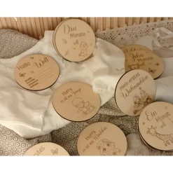 Baby Meilensteine der Entwicklung -  Mein erstes Lebensjahr