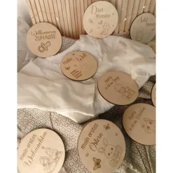 Baby Meilensteine der Entwicklung -  Mein erstes Lebensjahr