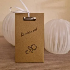 Baby-Geschenkverpackung / Glückwunschgeschenk / Schnuller-Motiv / Babyzauber / Kuh-Motiv / niedlich / Glückwunsch