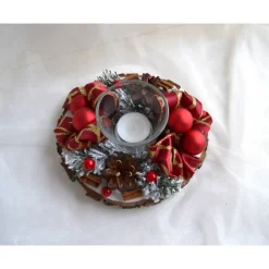 Baumscheibe rot-gold mit Baumkugeln