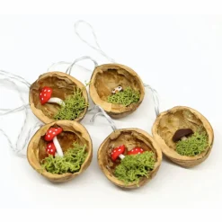 Baumschmuck Walnuss Eule und Fliegenpilz 5 Stück je Set 4.38 EURO/Stück Weihnachtsbaumschmuck handgemacht holz Nussschal