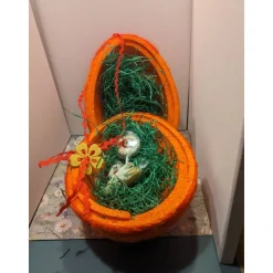 Befüllbares Osterei aus Styropor und Filzwolle, Orange/ Rot