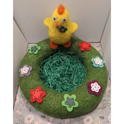 Befüllbares Osternest mit Küken, hergestellt mit Nadelfilztechnik