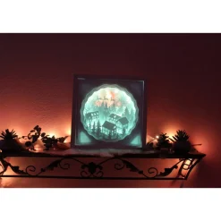 Beleuchteter Bilderrahm mit Weihnachtsmotiv und Farbwechsel.