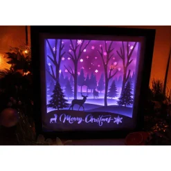 Beleuchteter Bilderrahm mit Weihnachtsmotiv und Farbwechsel.
