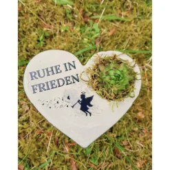 Bepflanztes Herz aus Beton mit Schriftzug Grabschmuck Trauer Grabgesteck Grabherz