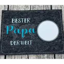 bester Papa der Welt - MugRug - Untersetzer aus Filz bestickt - tolles Geschenk für den Papa zum Vatertag oder einfach s