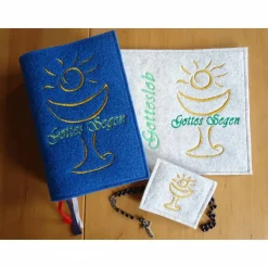 Bestickte Gotteslobhülle aus Filz *Kelch *individuell angefertigt