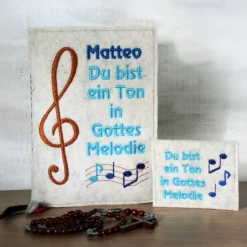 Bestickte Gotteslobhülle aus Filz *Du bist ein Ton in Gottes Melodie 3 *individuell angefertigt
