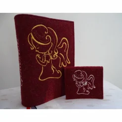 Bestickte Rosenkranztasche aus weinrotem Filz mit weißem betenden Engel *sofort versandfertig