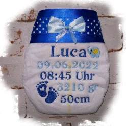 Bestickte Windel mit Name