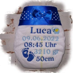 Bestickte Windel mit Name