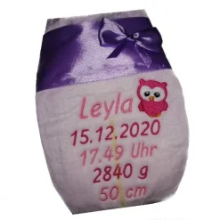 Bestickte Windel mit Name