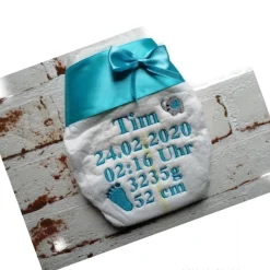 Bestickte Windel mit Name