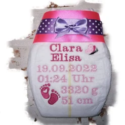 Bestickte Windel mit Name
