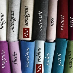 Bestickter Herz-Schlüsselanhänger aus Filz "Schulkind mit Jahr" *Farben individuell wählbar