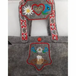 Biertragetasche Lederhose als Geschenk, Vatertagsgeschenk für den Mann oder zum Jubiläum ausreichend für zwei Bierflaschen. Personalisierbar