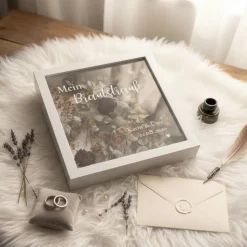 Bilderrahmen Weiß mit Schriftzug – Dein getrockneter Brautstrauß als personalisierte Hochzeitserinnerung