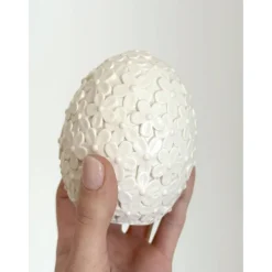 Blümchen Osterei - Dekofigur zu Ostern - aus Jesmonite gegossen