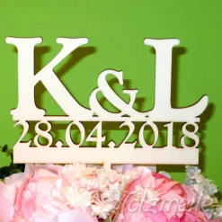 Blumen- / Tortenstecker Initialen & Datum aus Holz, Caketopper, Tortentopper, Blumenstecker, Blumengesteck