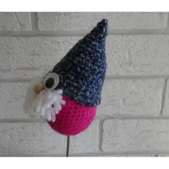 Blumenstecker / Pflanzenstecker Wichtel mit Kulleraugen - pink/blau