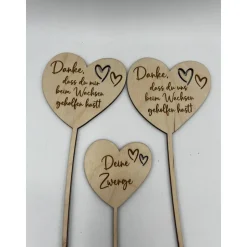 Blumenstecker aus Holz personalisiert – Abschiedsgeschenk für Erzieherin, Kindergarten & Schule