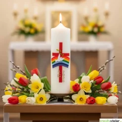 Bote des Friedens – Handverzierte christliche Osterkerze mit Taube, Regenbogen, rotem Kreuz & Alpha/Omega