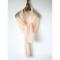 Brautstola, Brautschal, pastell lachs rose, Hochzeitsstola aus Mohair, gestrickte Mohairstola, Strickstola, Umschlagtuch, Mohairstola