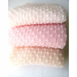 Brautstola, Brautschal, pastell lachs rose, Hochzeitsstola aus Mohair, gestrickte Mohairstola, Strickstola, Umschlagtuch, Mohairstola