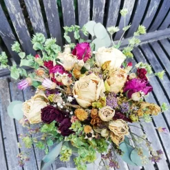 Brautstrauß aus getrockneten Blumen (teils in Bio-Qualität) in Boho-Style