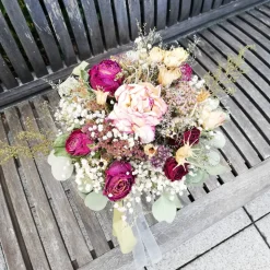 Brautstrauß aus getrockneten Blumen (teils in Bio-Qualität) in Boho-Style