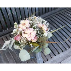 Brautstrauß aus getrockneten Blumen (teils in Bio-Qualität) in Boho-Style