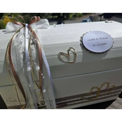 Briefbox Truhe BRAUN-GOLD mit modernen Herzen und Perlen - Hochzeit Kartenbox