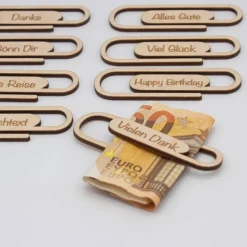 Büroklammer aus Holz zum Geld verschenken, kleines Geldgeschenk