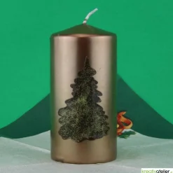 Bronzene Weihnachtskerze mit braunem Weihnachtsbaum