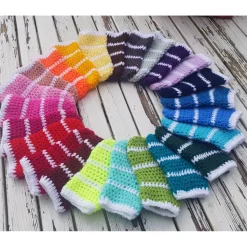 bunt gestreifte Adventskalender Söckchen * gehäkelt * 24 Socken * Weihnachtskalender