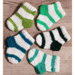 bunt gestreifte Adventskalender Söckchen * gehäkelt * 24 Socken * Weihnachtskalender