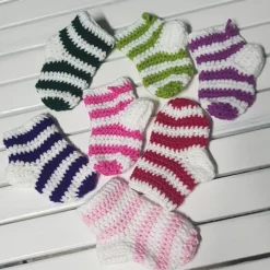 bunt gestreifte Adventskalender Söckchen * gehäkelt * 24 Socken * Weihnachtskalender
