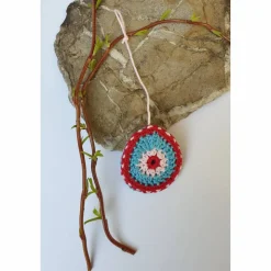 Bunte gehäkelte Wende-Ostereier