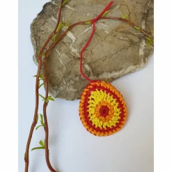 Buntes gehäkeltes Wende-Osterei