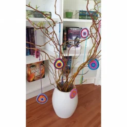 Buntes gehäkeltes Wende-Osterei