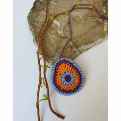 Buntes gehäkeltes Wende-Osterei