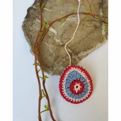 Buntes gehäkeltes Wende-Osterei