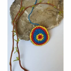 Buntes gehäkeltes Wende-Osterei