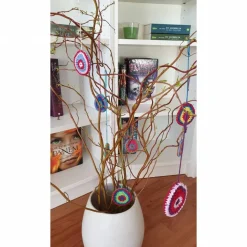 Buntes gehäkeltes Wende-Osterei